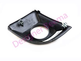 (842650161) Front Bumper Grille Outer Section - Right