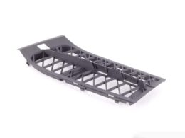 (51117200733) Side Grille Intake - Left