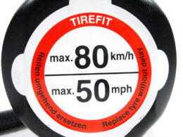 Genuine BMW (71102282826) Tyres Inflating Bottle